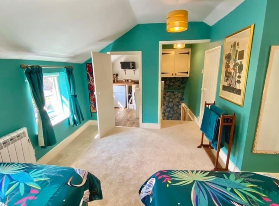 סליסבורי Traveller'S Rest - Cosy Cottage In Heart Of Wilton מראה חיצוני תמונה